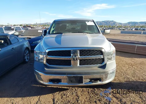 2017 Ram 1500 Tradesman 4X4 6'4 Box z USA, uszkodzony, nr VIN 1C6RR7ST7HS870977